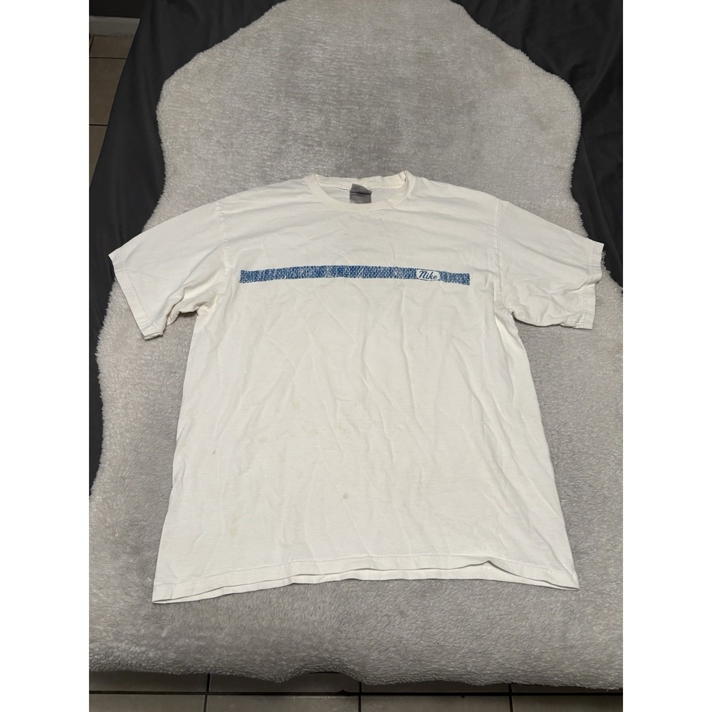 Vintage Nike Men's White T Shirt Y2K Top Size Large Athletic Fitness
